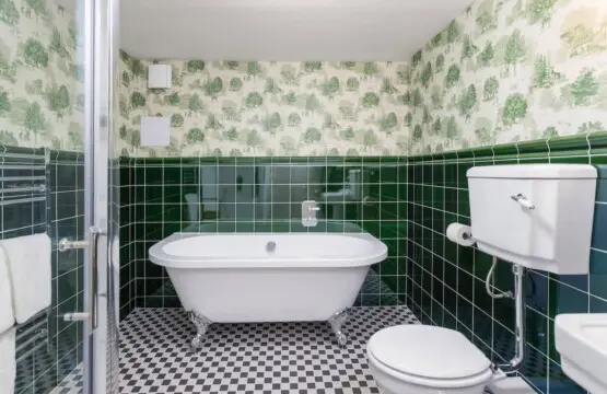 2763335f 8356 4c sYnFK.jpg